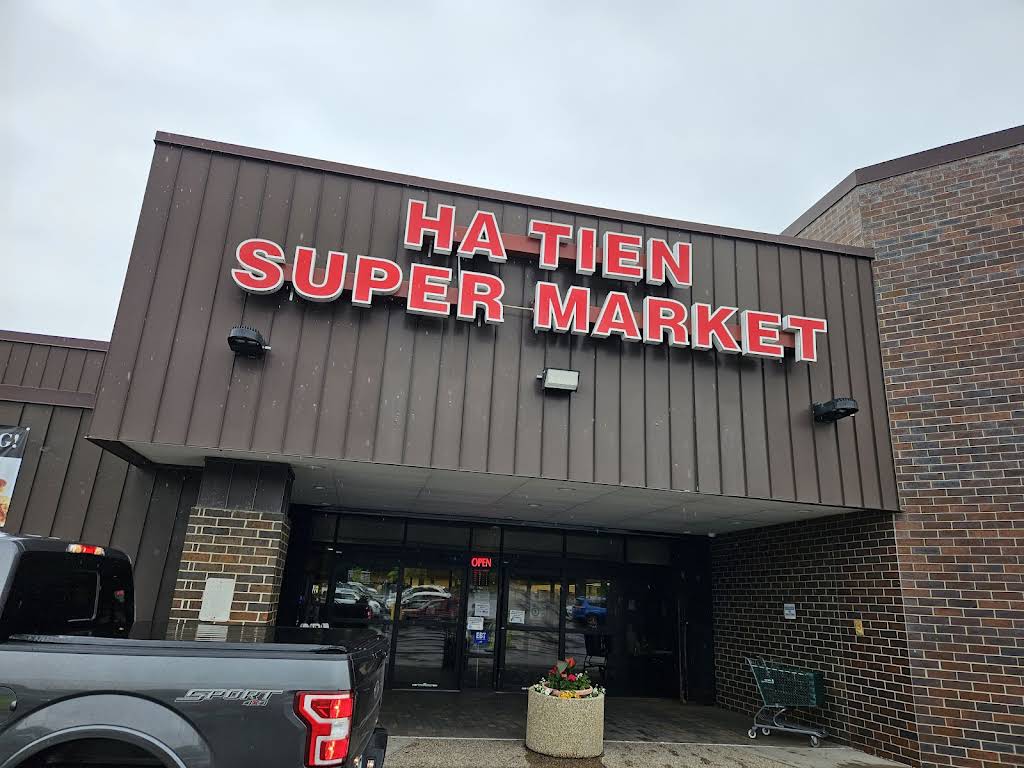 Ha Tien Super Market